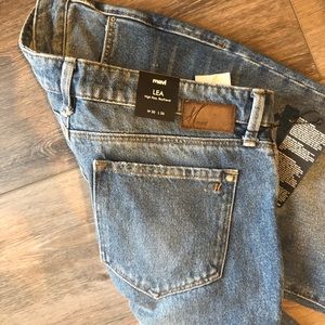 Mavi Lea style high rise LONG length boyfriend fit jeans